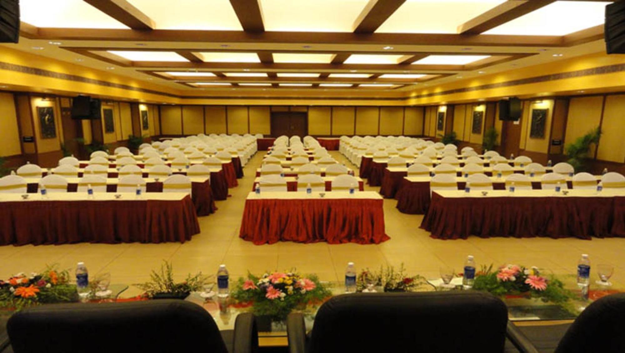 The Grand Regent Hotel Coimbatore Exterior photo
